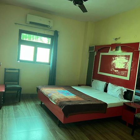 אמריצר Hotel Skylark מראה חיצוני תמונה